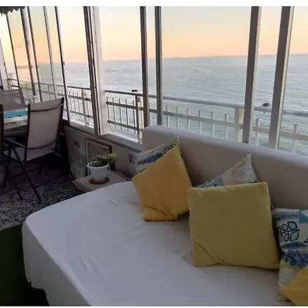 Blue Double Private At Front - Doble En La Playa Homestay