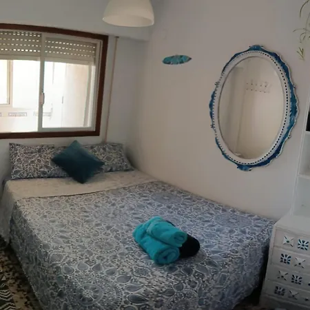 Quarto em Acomodações Particulares Blue Double Private At Front - En La Playa Piso Compartido