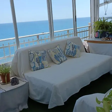 Homestay Blue Double Private At Front - Doble En La Playa Valencia