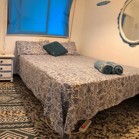 Blue Double Private At Front - En La Playa Piso Compartido Quarto em Acomodações Particulares Valência