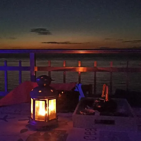 ホームステイ Blue Double Private At Front - En La Playa Piso Compartido *