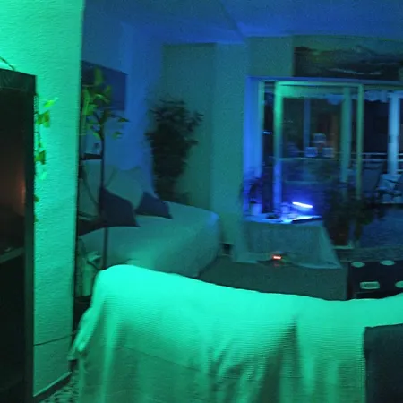 ホームステイ Blue Double Private At Front - En La Playa Piso Compartido