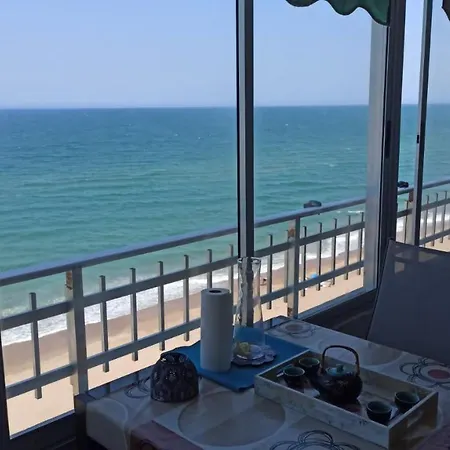 Blue Double Private At Front - En La Playa Piso Compartido 발렌시아