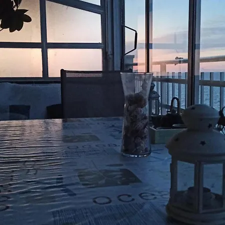Blue Double Private At Front - En La Playa Piso Compartido 홈스테이 발렌시아